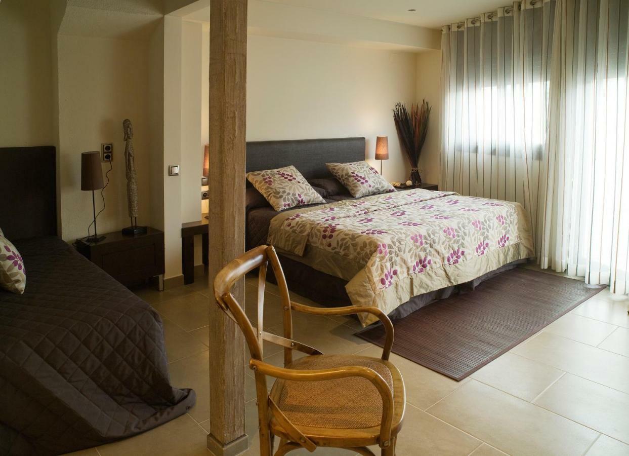 Hotel Calabria Ла-Ґарріґа Екстер'єр фото