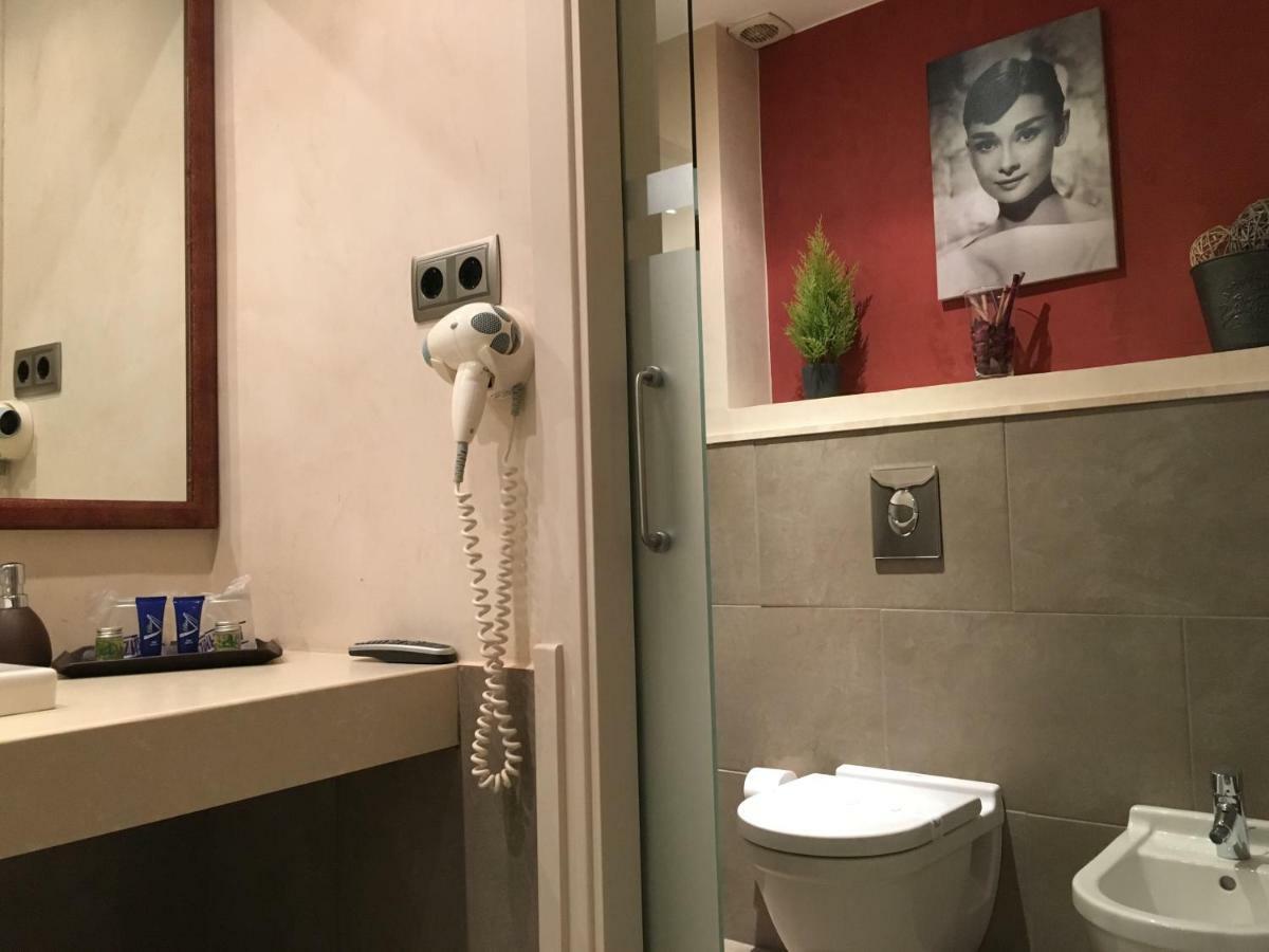 Hotel Calabria Ла-Ґарріґа Екстер'єр фото